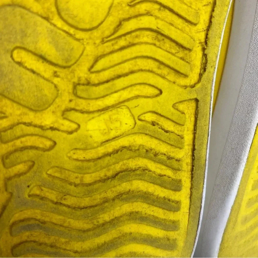 Native Jefferson Child Yellow Slip On Water Shoes J5 5 Junior